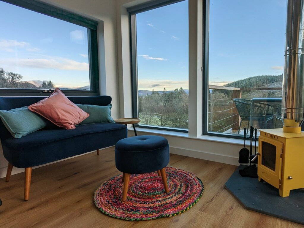 Livingroom with log stove